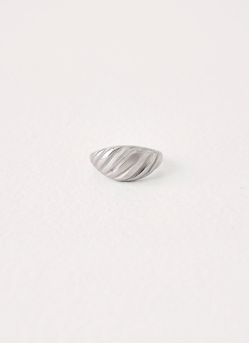 Silver Temptress Ring - Silver