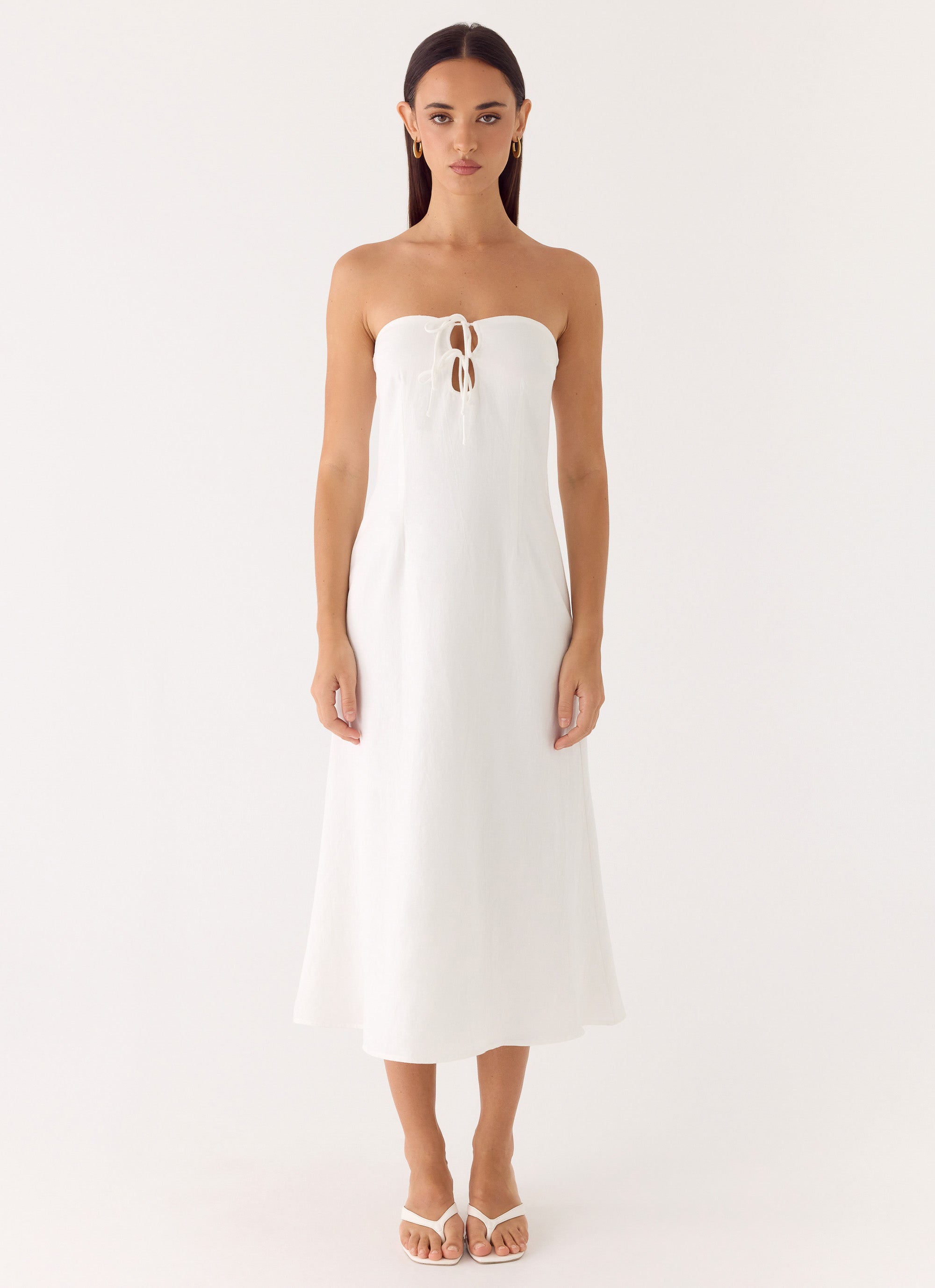 white midi dress strapless Six Stories Bandeau Bow-Back Pleated Woven Midi Dress