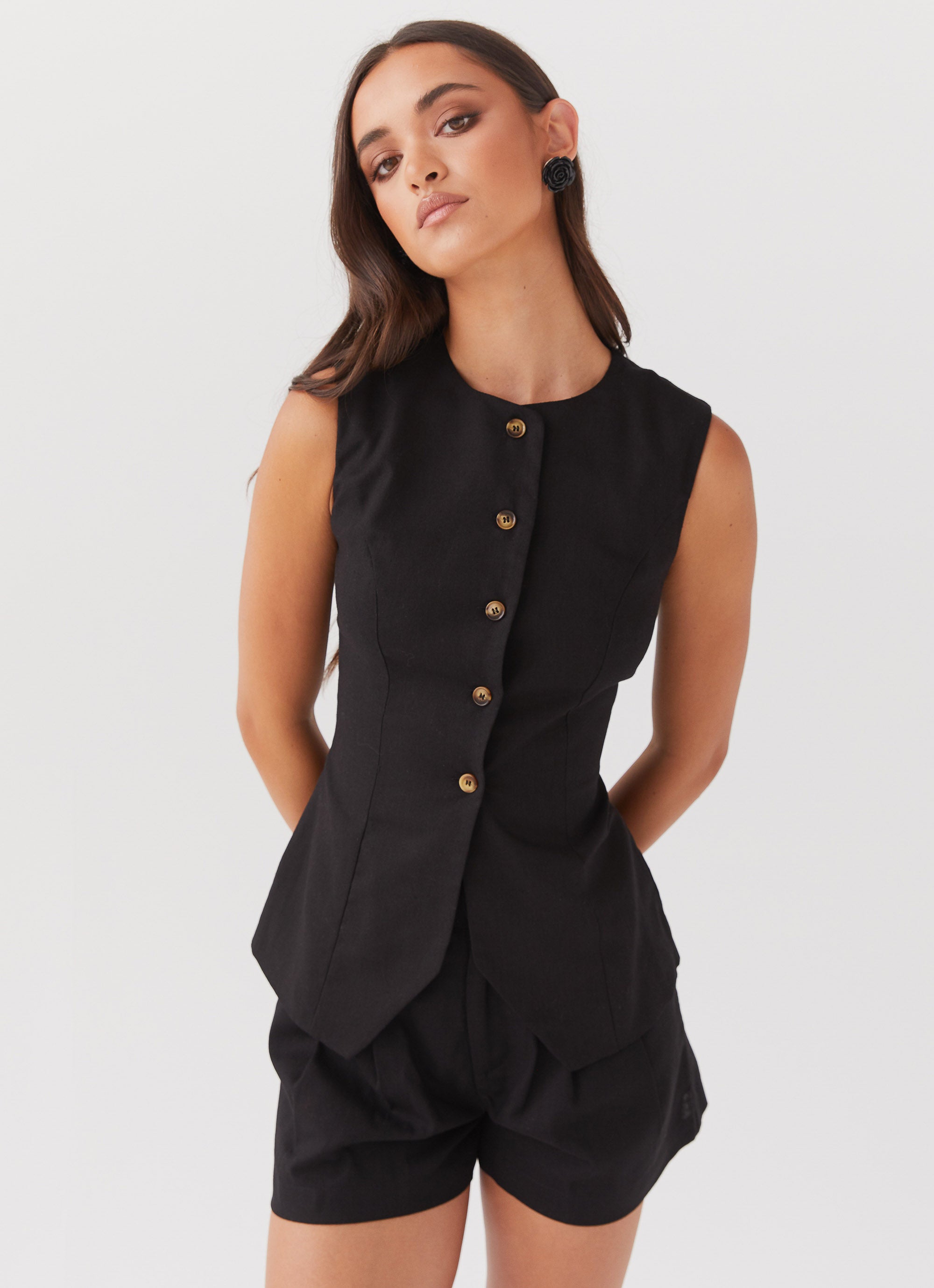 Sewing pattern for a women's quilted vest Sewing pattern for a women's quilted vest