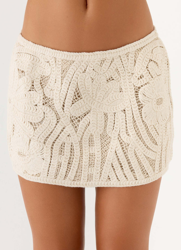 Astor Low Rise Mini Skirt - Ivory – Peppermayo US
