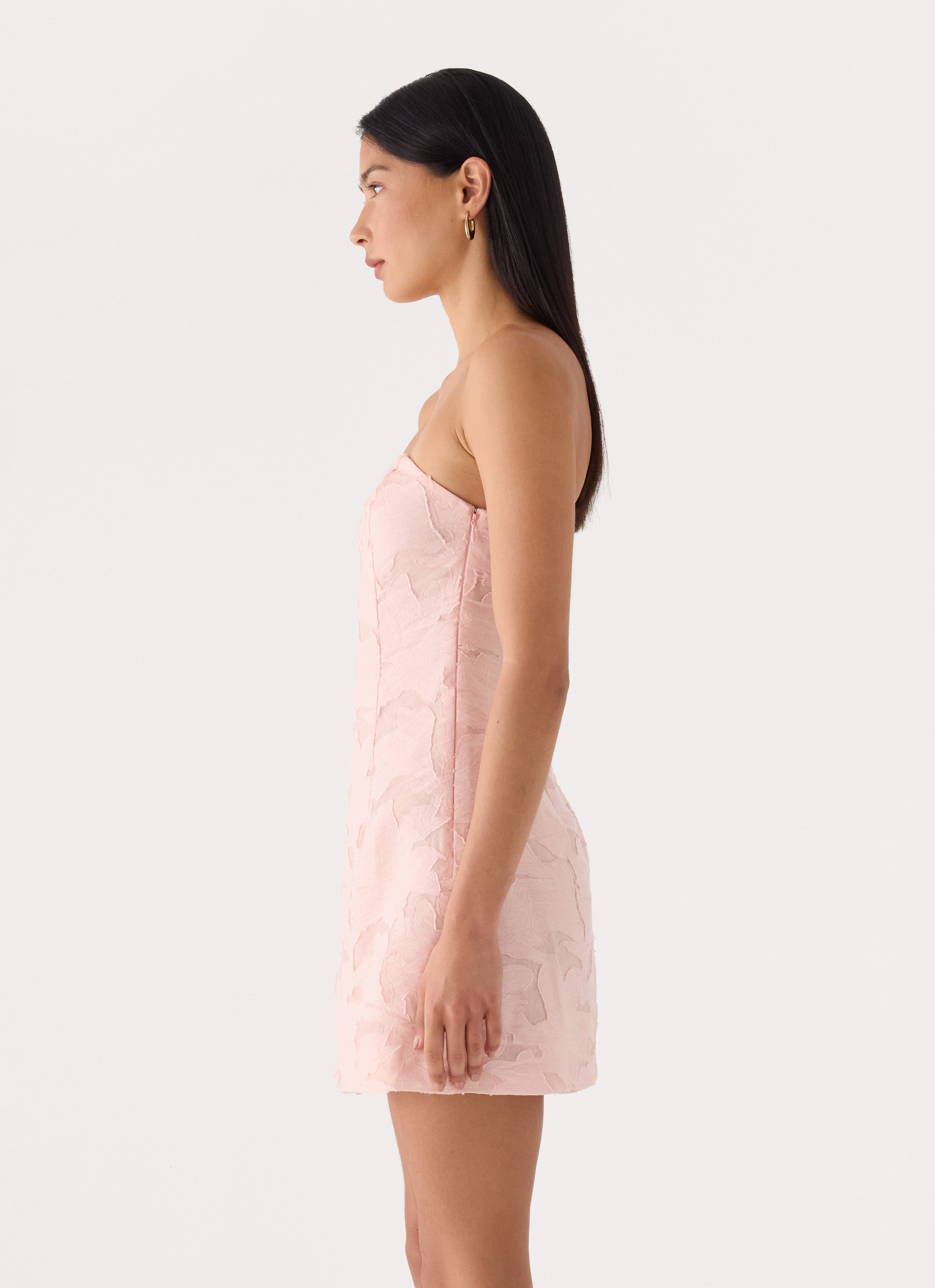 Della Lace Strapless Mini Dress - Pink – Peppermayo US