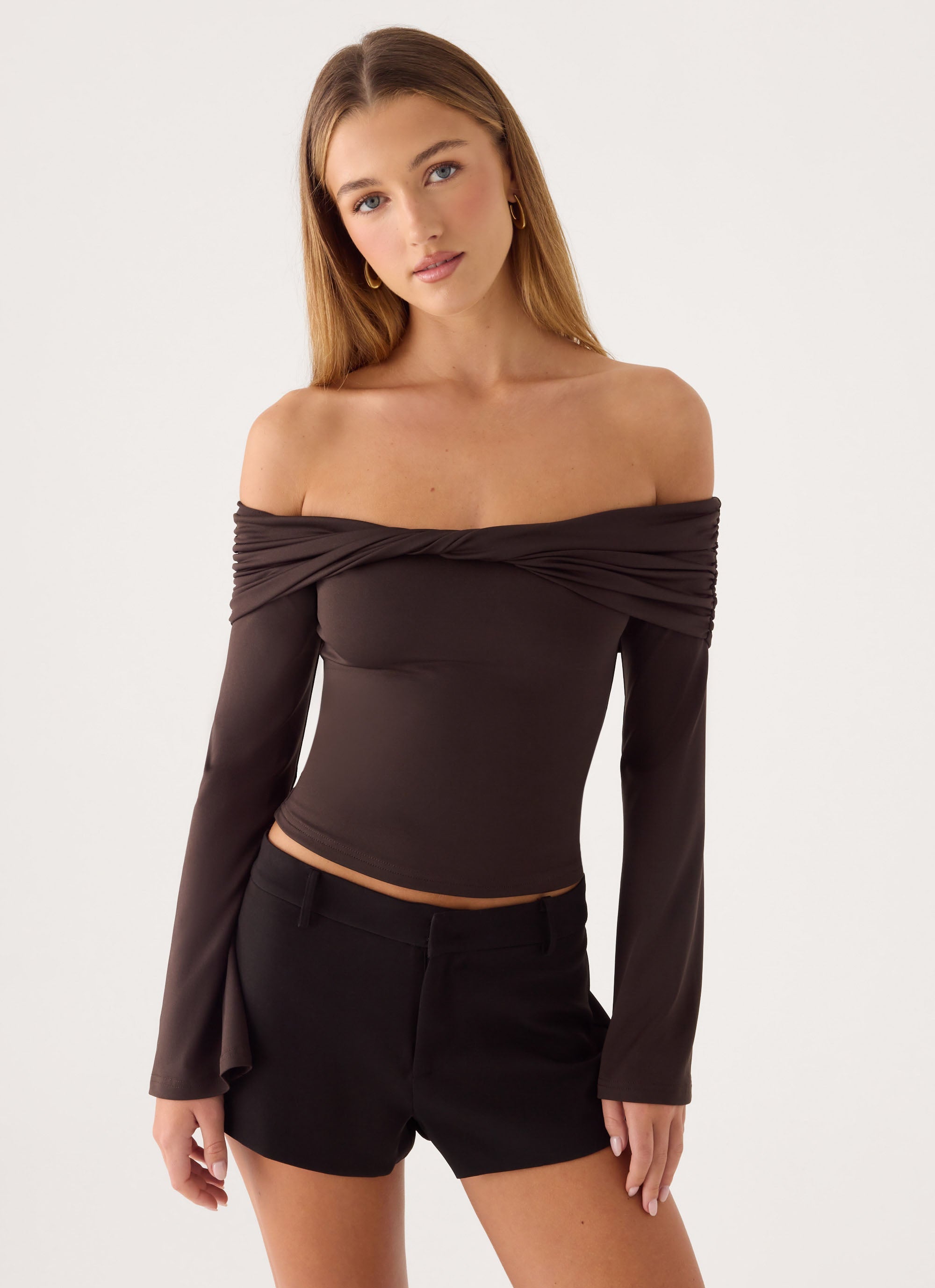 Emmely Off Shoulder Top - Chocolate – Peppermayo US