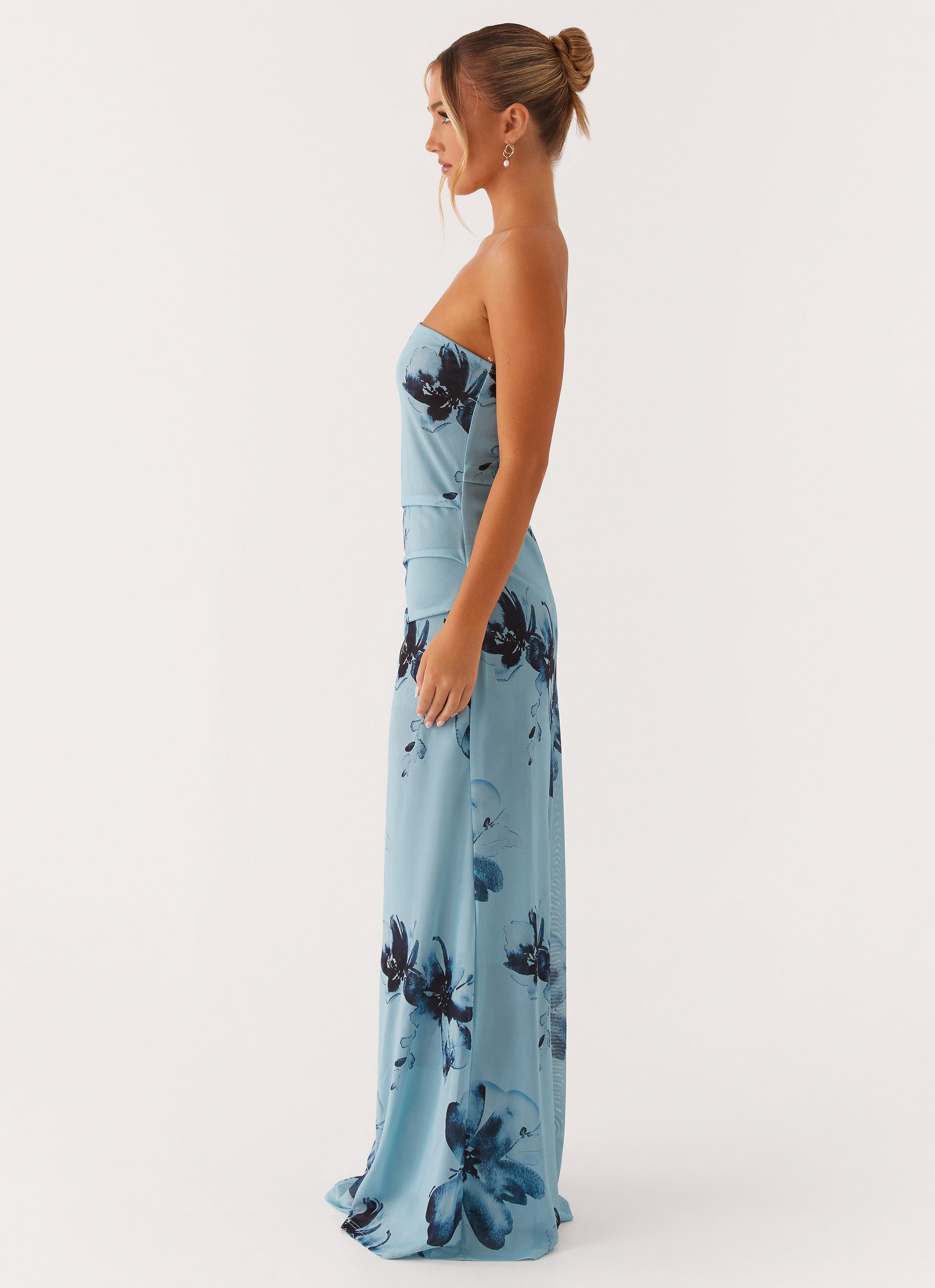 Field Of Dreams Maxi Dress Onyx main image 0