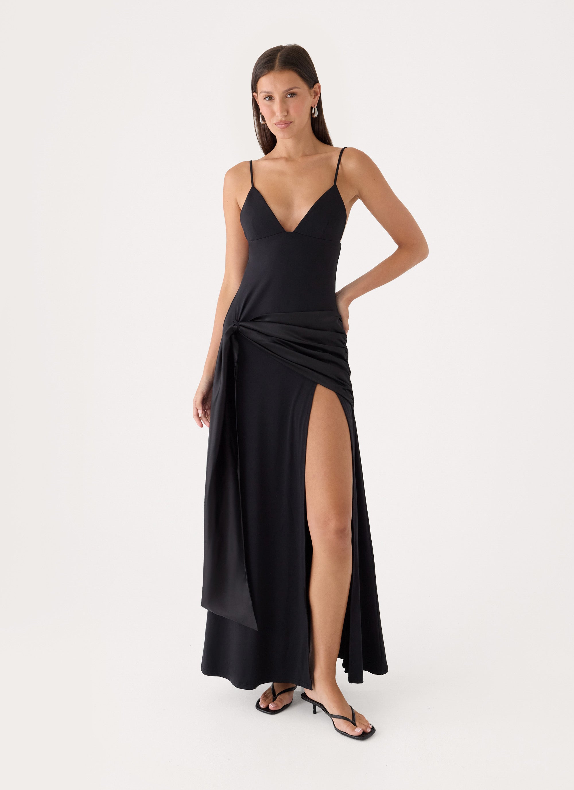 HYEON ヘヨン 　slow dress / black M Kaedyn Maxi Dress - Black – Peppermayo US