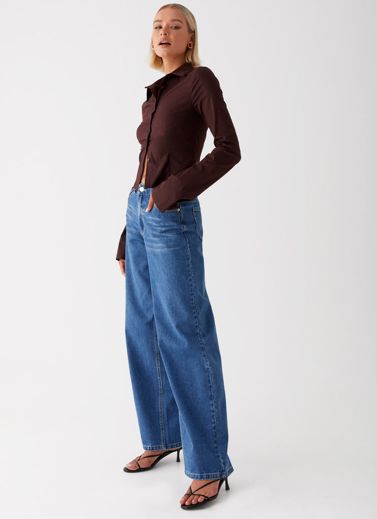 Womens Keanna Low Rise Jeans in the colour Indigo in front of a light grey background