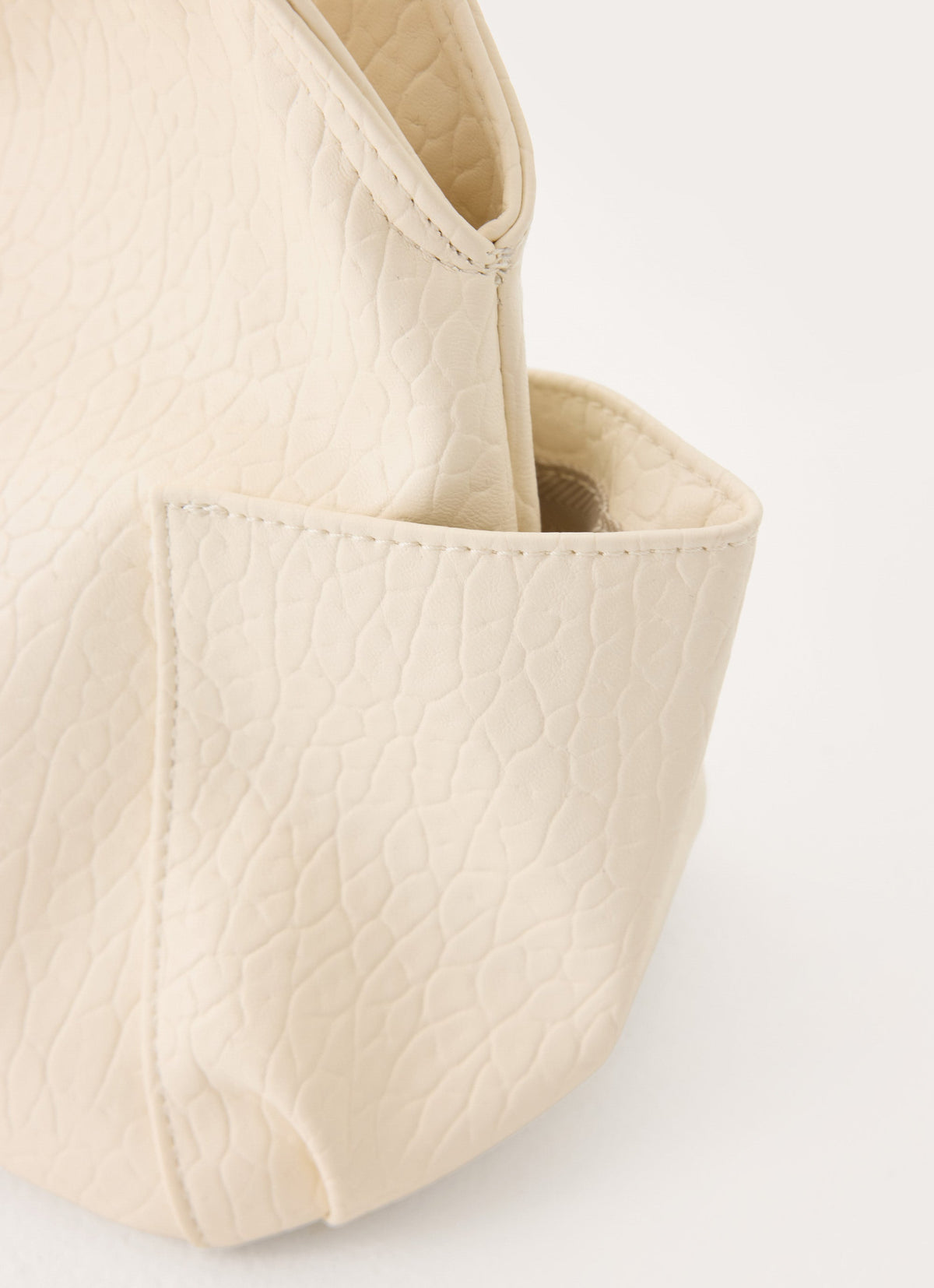 Lorelai Handbag - Cream
