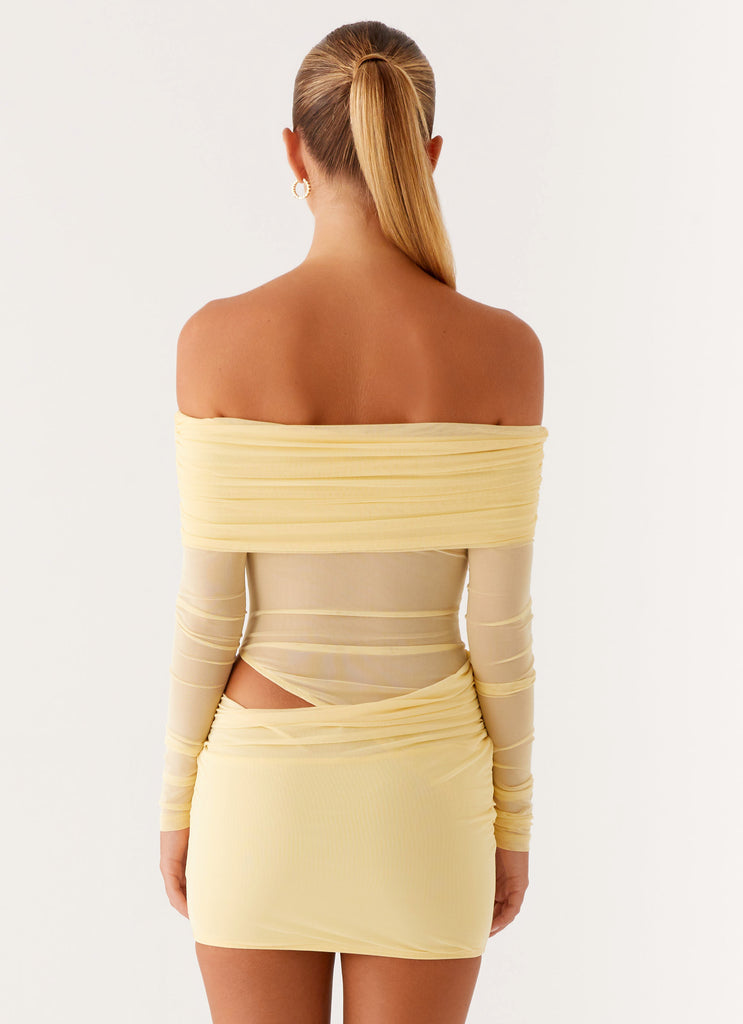 stone ruched mesh bardot bodycon dress NWT Pretty little thing Stone Ruched Mesh Bardot Bodycon Dress