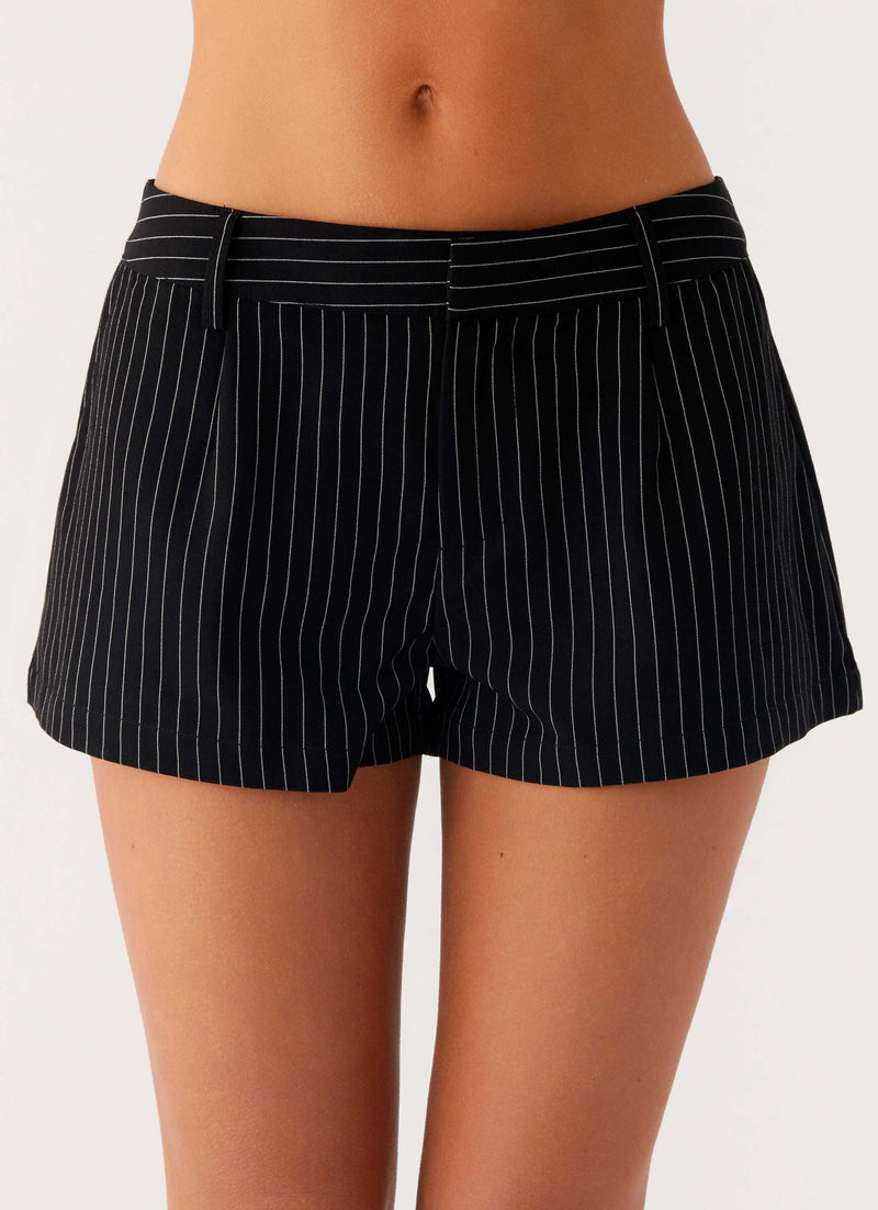 Reyka Suiting Shorts - Black