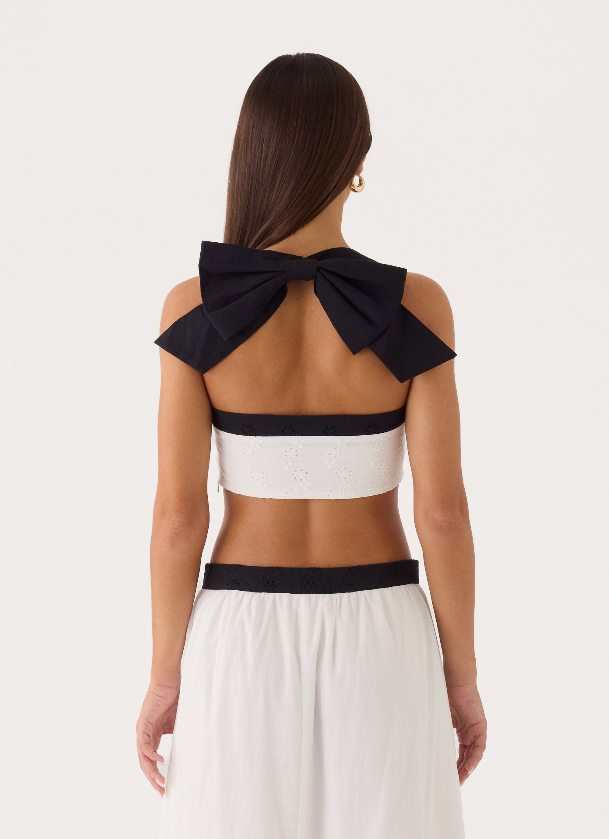 Ribbon Theory Halter Top - Ivory/Black – Peppermayo US