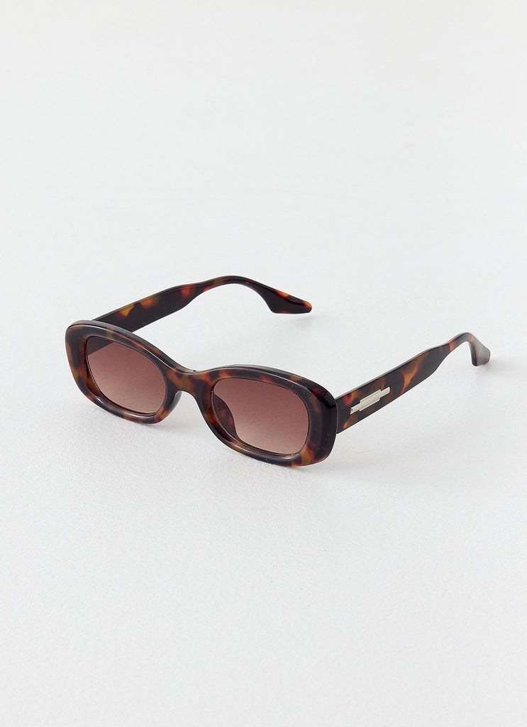 Shade Club Sunglasses - Tort