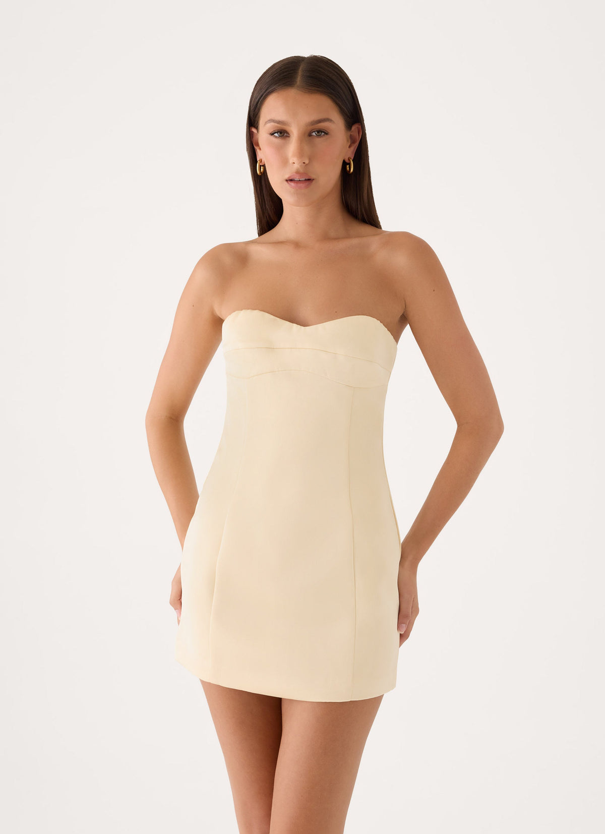 champagne mini dress The Spotlight Color Code:013 MEWPSS Crystals height is 162cm boohoo Women's Plus Chiffon
