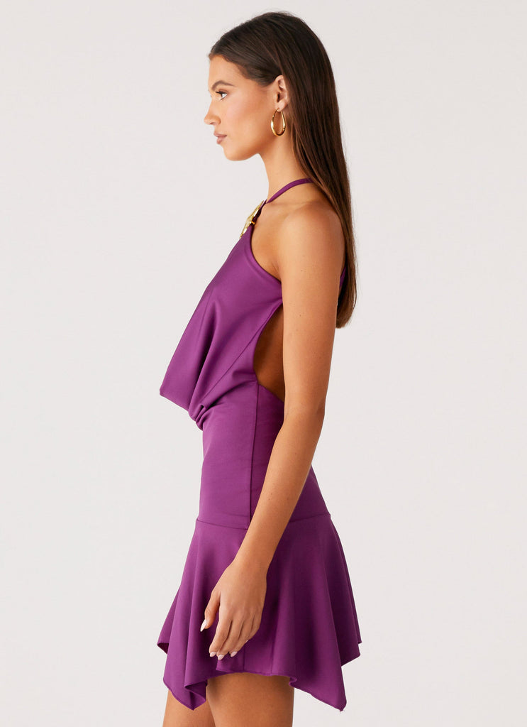 twilight purple dress TWILIGHT ELEGANCE PURPLE CORSET DRESS This stunning, handcrafted from luxurious purple satin fabric, radiates elegance and charm. The top features boning detailing for a structured fit, padded chest cups for added