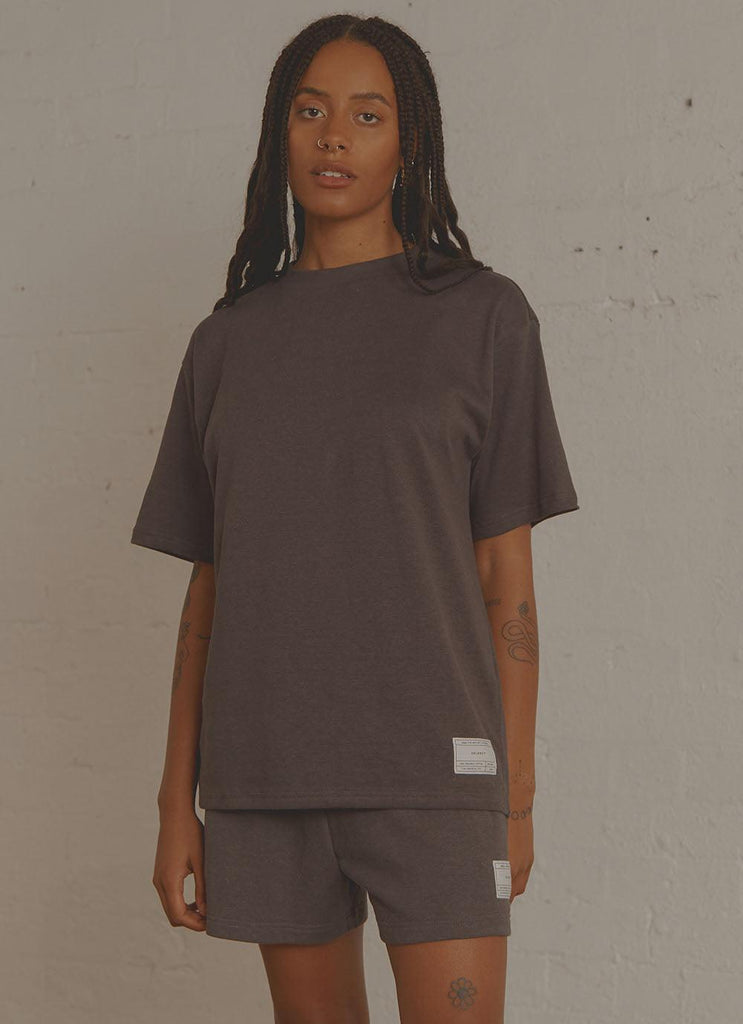 The Essential Tee - Faded Black - Peppermayo US