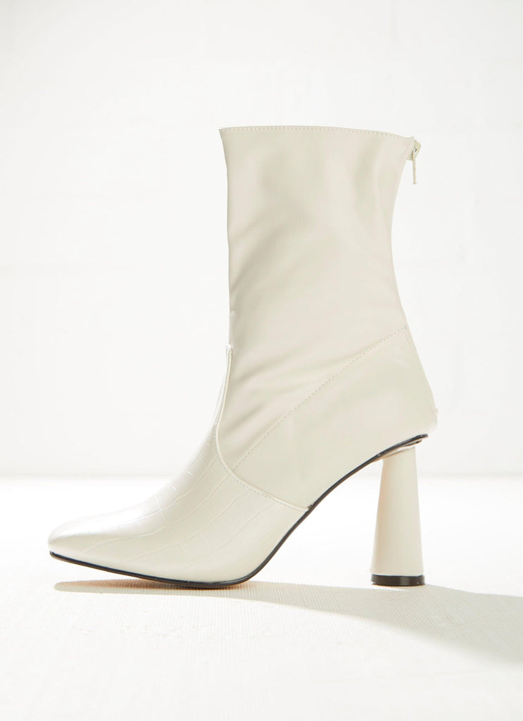 Liberty Ankle Boot - Off White - Peppermayo US
