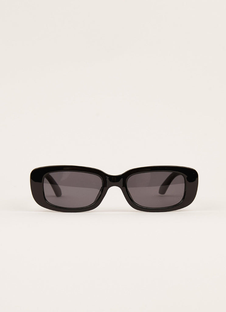 Hepburn Sunglasses - Black - Peppermayo US
