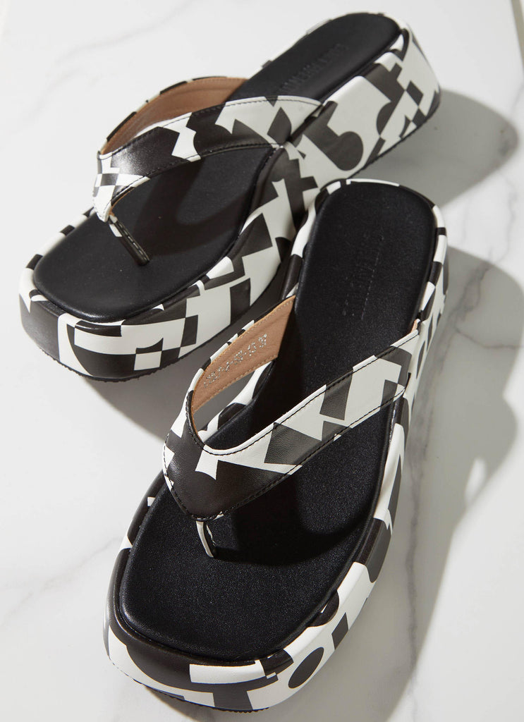 Minelli Sandals - Black and White Geo - Peppermayo US