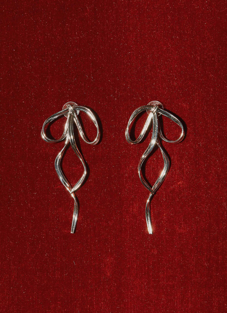 Diana Bow Earrings - Silver