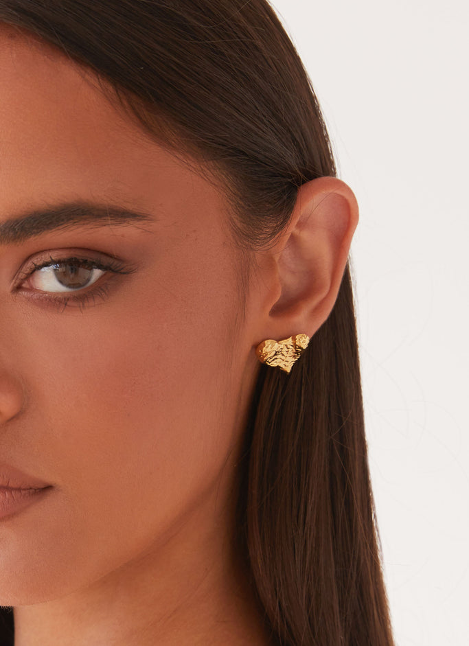 Thayla Heart Earrings - Gold