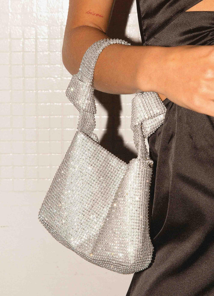 That's Hot! Glomesh Bag - Silver - Peppermayo US
