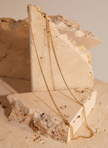 Shakespere In Love Necklace - Gold - Peppermayo US