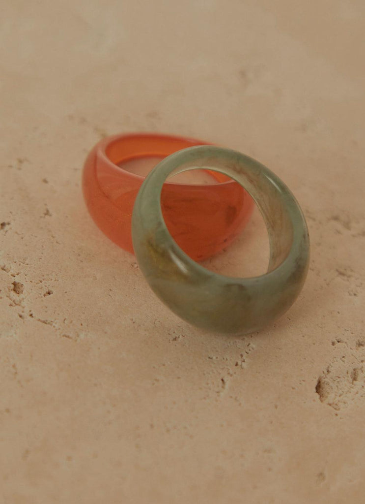 See The World Resin Ring - Green - Peppermayo US