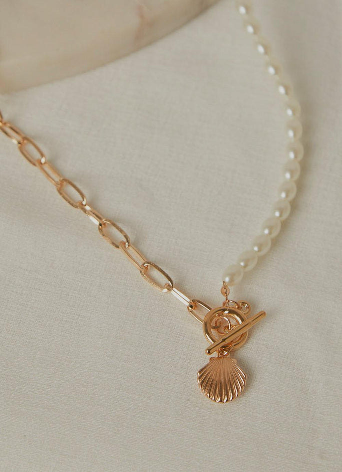 Story Telling Necklace - Gold/ Pearl