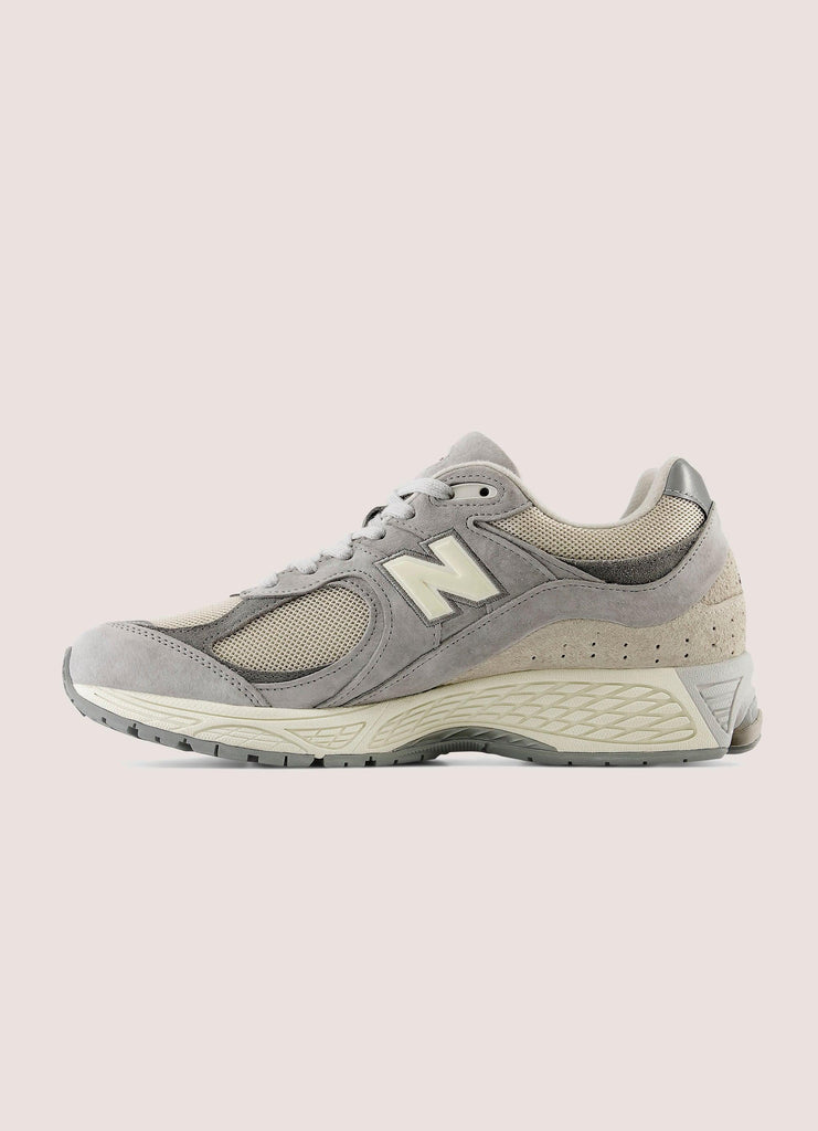 2002R Sneaker - Concrete / Calm Taupe / Slate Grey - Peppermayo US