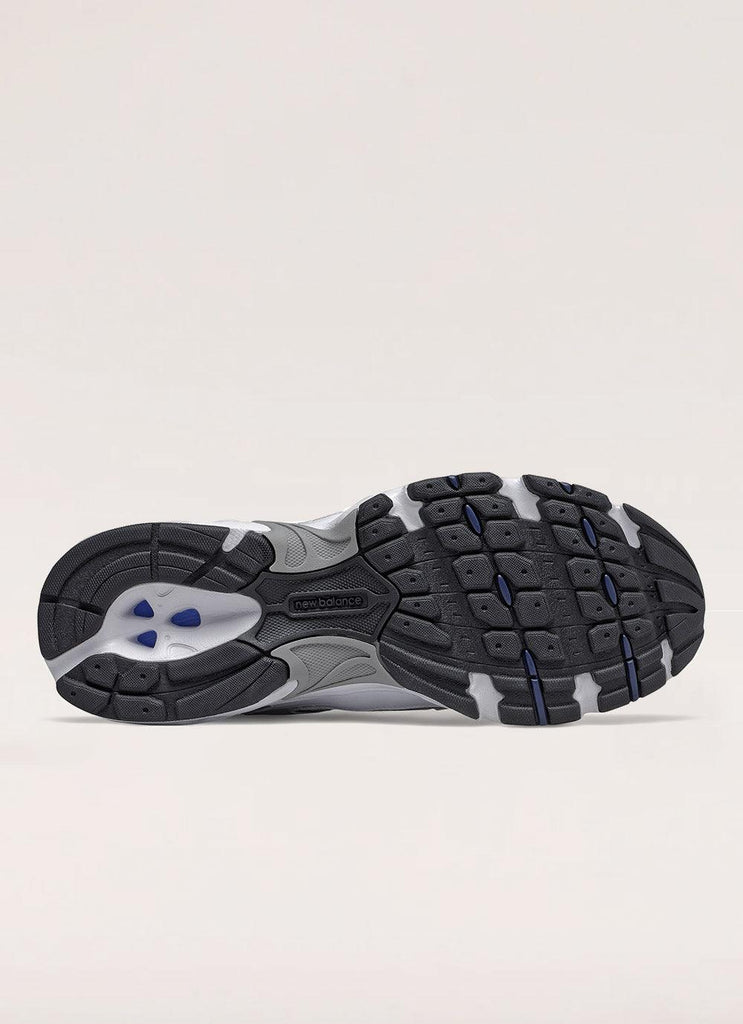530 Sneaker - White / Blue - Peppermayo US